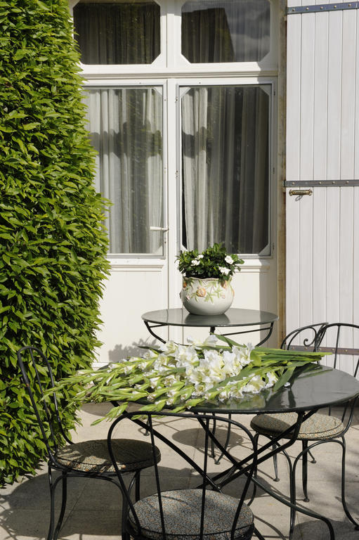 Chambres D'Hotes Les Tilleuls Cognac Exterior photo
